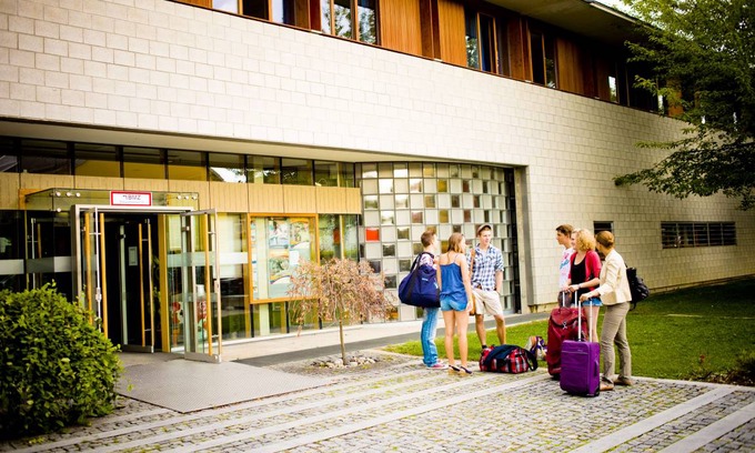 Dachau District Hostel | Hostel ∙ 8 guests
