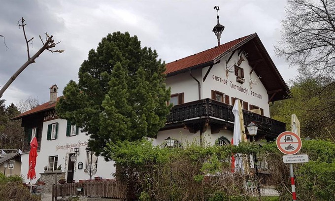 Innsbruck Hotel | Hotel ∙ 1 bedroom ∙ 2 guests