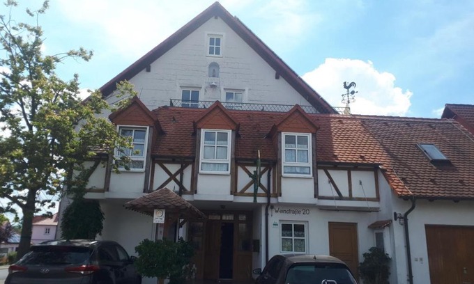 Sommerach House | Hotel Pension Am Engelsberg