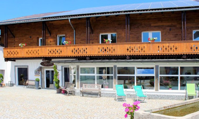 Kollnburg Apartment | Kollnburg Apartment, Sleeps 2 with Pool and Free WiFi