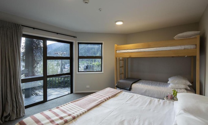 Queenstown City Centre House | Lakeview Queenstown