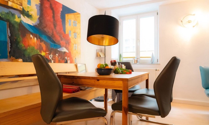 Landshut Apartment | Modern studio in the old town