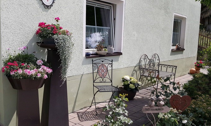 Fendels Apartment | Nice apartment for 6 people with WIFI, TV, terrace and pets allowed