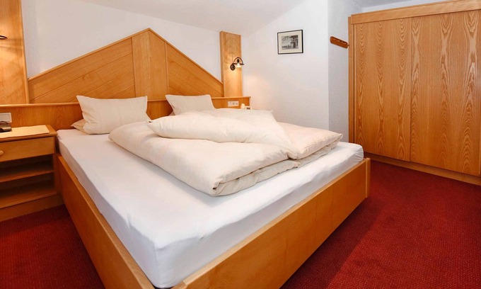 Galtur Apartment | Panorama vacation apartment for 2 -3 people with balcony - Apart Zimalis *