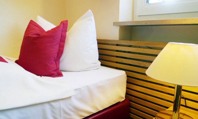 Neustadt an der Waldnaab Resort | Private room ∙ 1 bedroom ∙ 1 guest