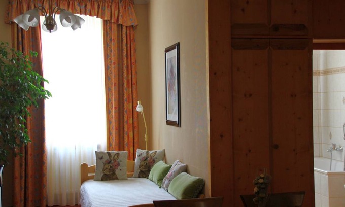 Hohenberg a.d.Eger Resort | Private room ∙ 3 guests