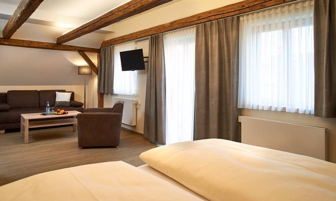 Neustadt an der Donau Resort | Private room ∙ 1 bedroom ∙ 4 guests