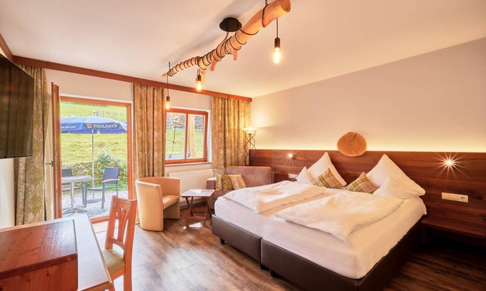Mitterfirmiansreut Resort | Private room ∙ 2 guests