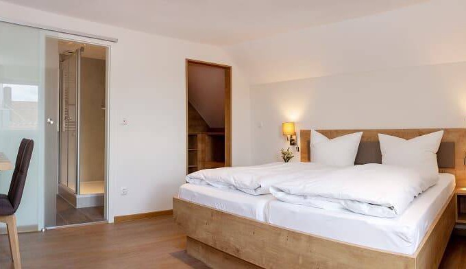 Sulzbach-Rosenberg Resort | Private room ∙ 2 guests