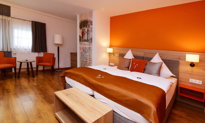 Wolframs-Eschenbach Resort | Private room ∙ 1 bedroom ∙ 2 guests