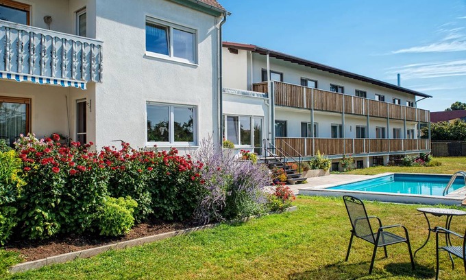 Wolframs-Eschenbach Resort | Private room ∙ 1 bedroom ∙ 1 guest