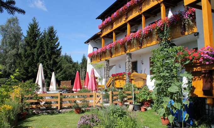 Neukirchen Beim Heiligen Blut Resort | Private room ∙ 1 bedroom ∙ 2 guests