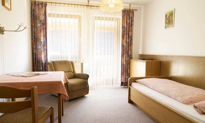 Bad Goegging Resort | Private room ∙ 1 bedroom ∙ 2 guests