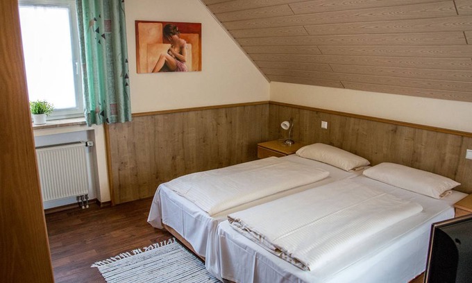 Waldstetten Resort | Private room ∙ 1 bedroom ∙ 2 guests