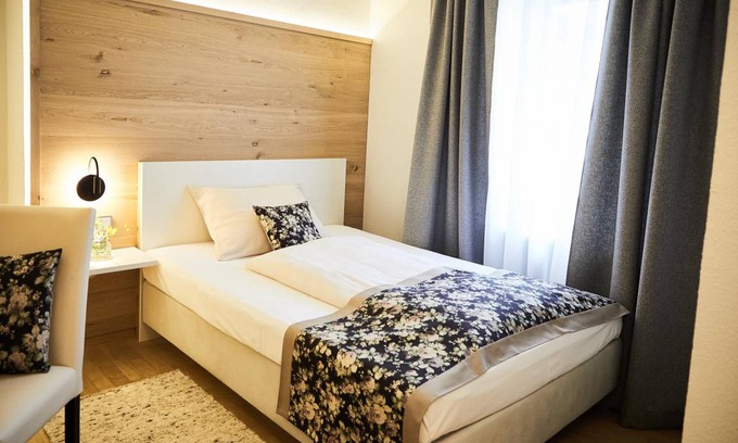 Teisendorf Resort | Private room ∙ 1 guest