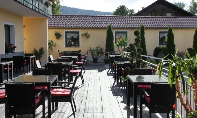 Maibrunn Resort | Private room ∙ 1 guest