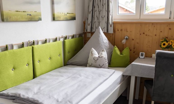 Bernau am Chiemsee Resort | Private room ∙ 1 guest