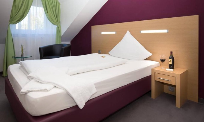 Regen Resort | Private room ∙ 1 guest