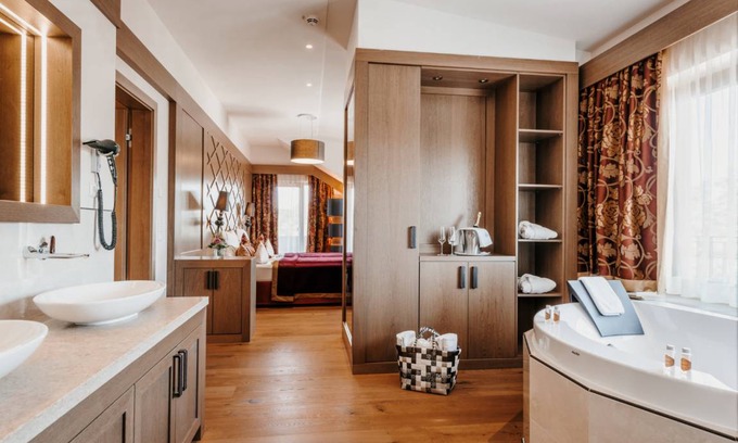 Bad Goegging Resort | Private room ∙ 2 guests