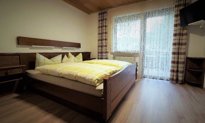 Friedenfels Resort | Private room ∙ 2 guests