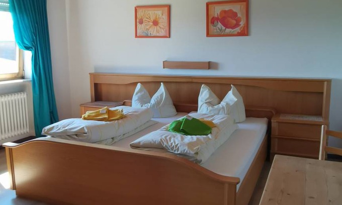 Traunreut Resort | Private room ∙ 2 guests