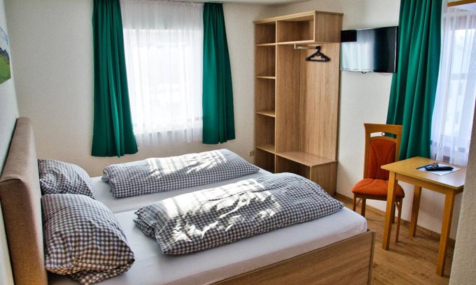 Warzenried Resort | Private room ∙ 3 guests