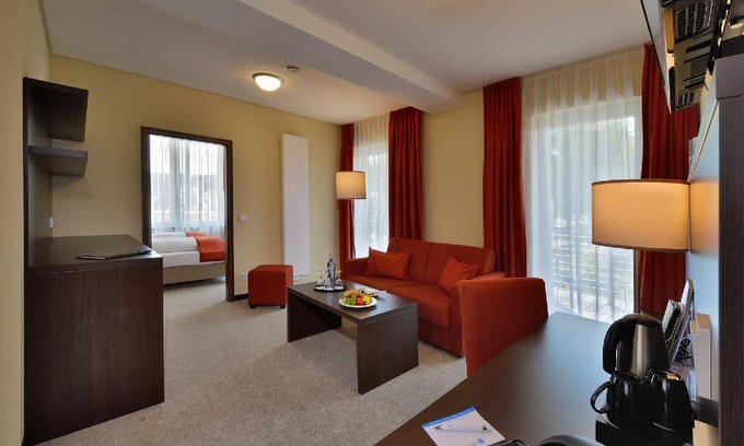 Erbendorf Resort | Private room ∙ 3 guests