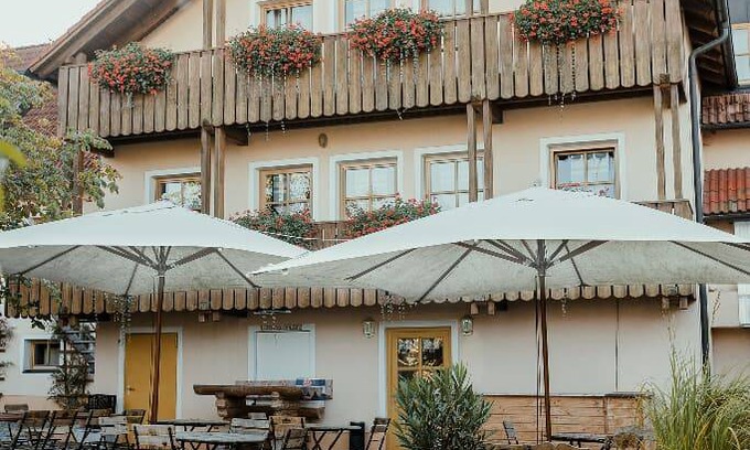 Waldsassen Resort | Private room ∙ 3 guests