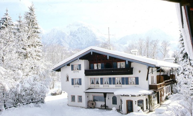 Oberschonau Resort | Private room ∙ 5 guests