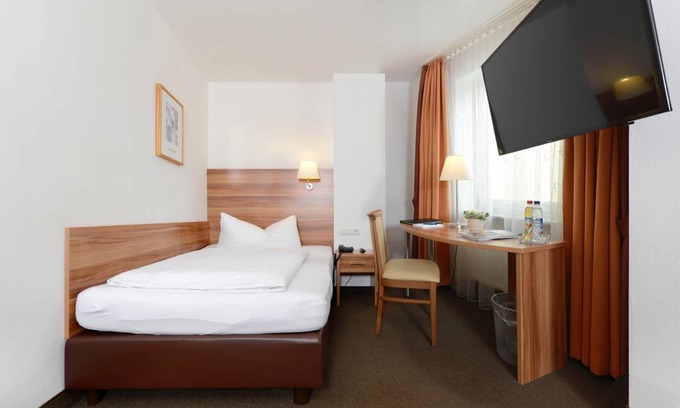 Bad Feilnbach Resort | Private room ∙ 1 guest