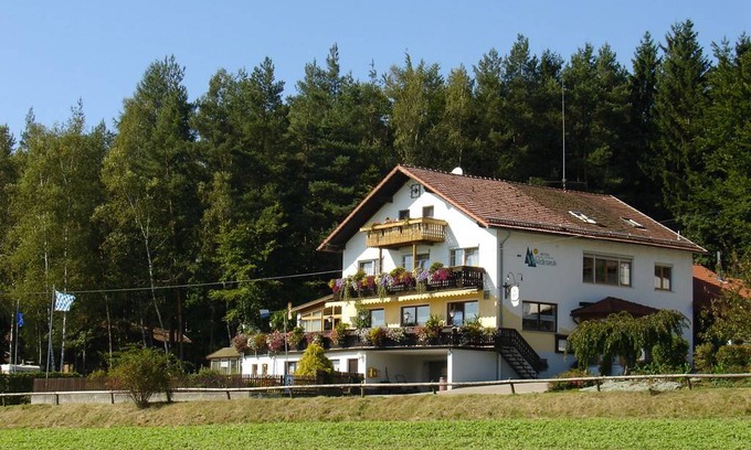 Furth im Wald Resort | Private room ∙ 1 guest
