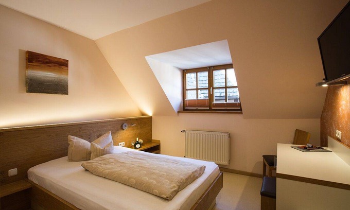 Prichsenstadt Resort | Private room ∙ 1 bedroom ∙ 2 guests