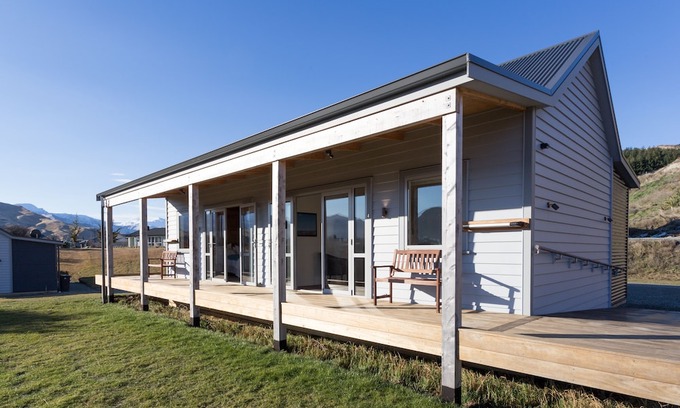 Lower Shotover Cottage | Shotover Country Cottages