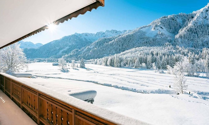 Hinterstein Apartment | Vacation apartment Rauhorn - Bergblick-Ferienwohnungen