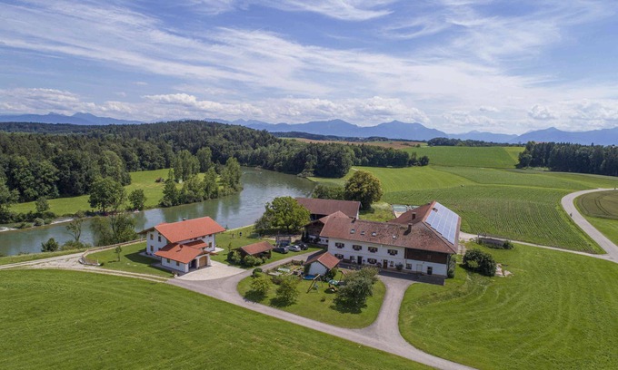 Seeon-Seebruck Apartment | Vacation apartment Waldblick