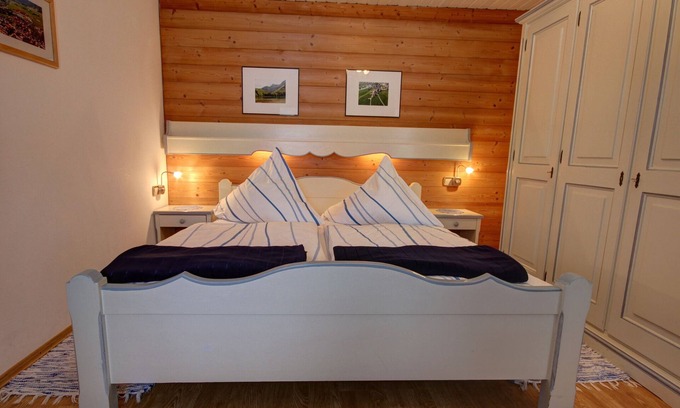 Bichl Apartment | Vacation apartment Flieder for 2 persons with balcony, TV, kitchenette, 45 sqm
