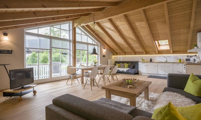 Oberaudorf Apartment | Vacation apartment Kaiserblick, 85 sqm with balcony