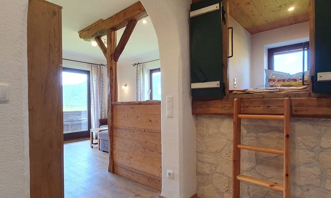 Kleinhogl Apartment | Vacation apartment Staufen 45 sqm, 1 bedroom, eat-in kitchen, balcony