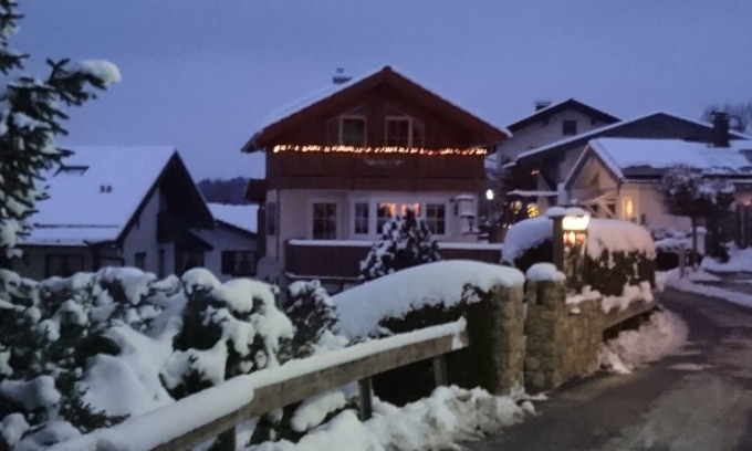 Ruhpolding Apartment | Vacation home Westernberg 95sqm, balcony, 2 bedrooms, living room, WLAN, 4 pers.