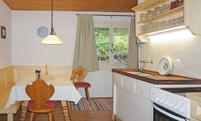 Flirsch House | Wonderful private villa for 7 people with TV and patio