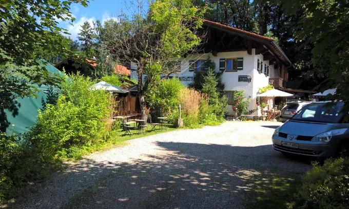 Groissenbach House | Zum Alten Forsthaus