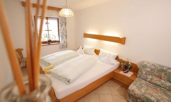 Birnbach Apartment | Zwei-Raum-Ferienwohnung 44qm, Dusche/WC, Extra-Schlafzimmer, Küche