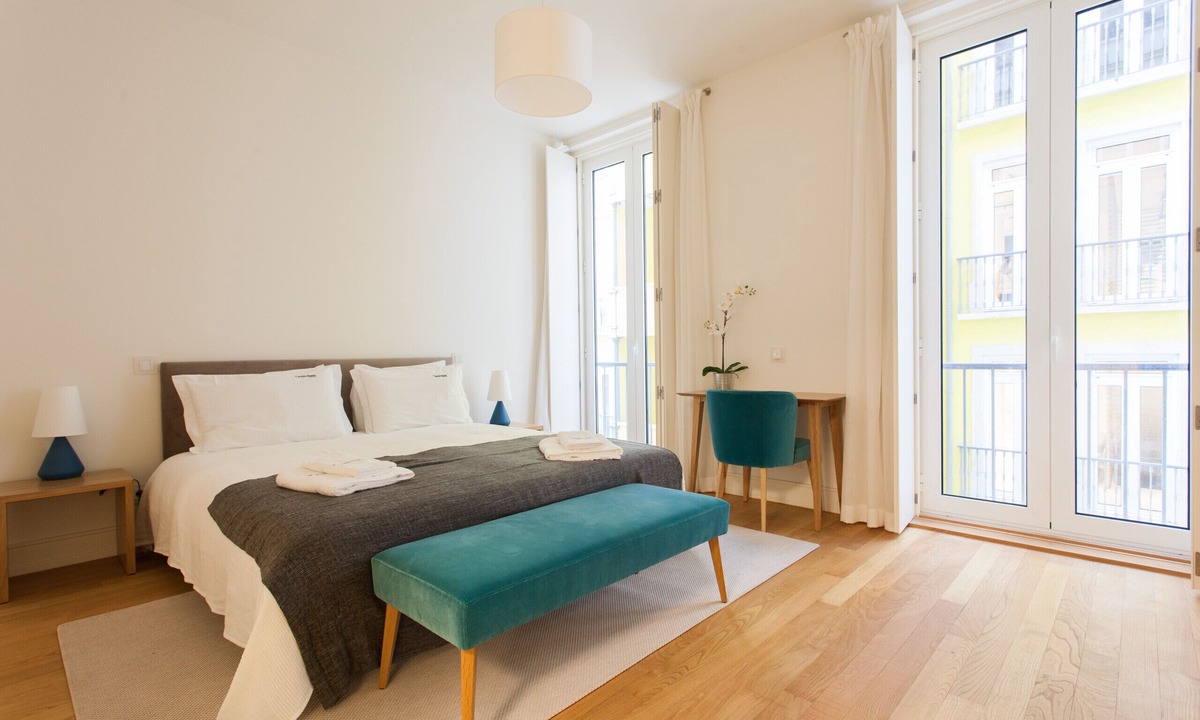 Santo Antonio Apartment | FLH Avenida da Liberdade Modern Flat