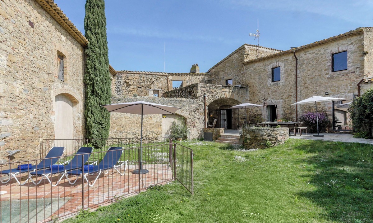 Ullastret House | Mas Silvestre by Interhome