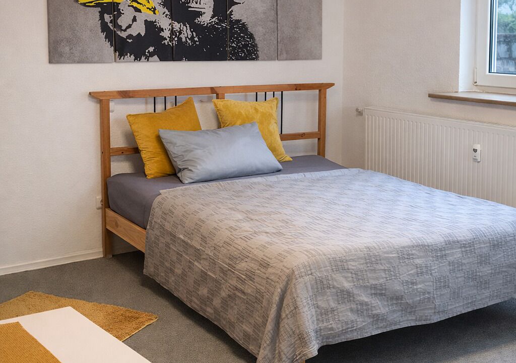 Hirschaid Apartment | Summer garden apartment for travelers with dog basement