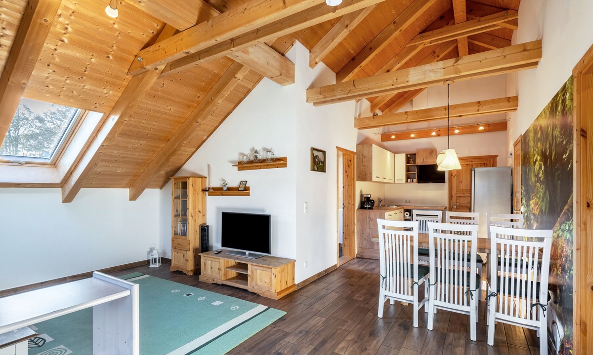 Augustusburg Apartment | Apartment 'Blockhaus' with Mountain View, Shared Garden and Wi-Fi