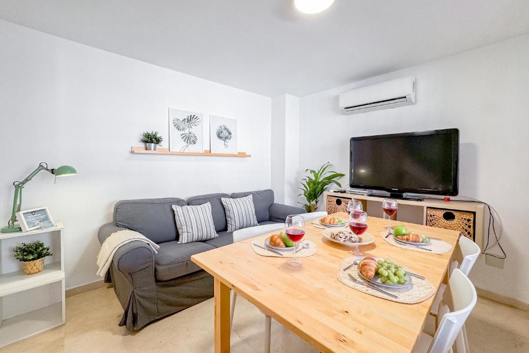 El Palo Apartment | Villamarina del Palo Beach by Stay Belonio