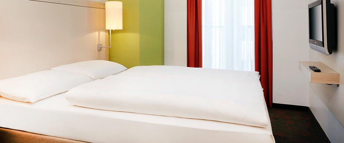 Photo of Bedroom in Ludwigsvorstadt-Kliniken