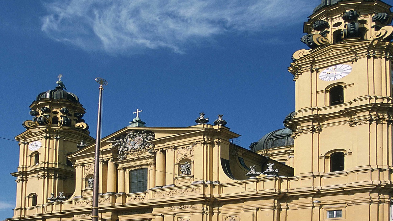 Photo of Buildings in Englschalking