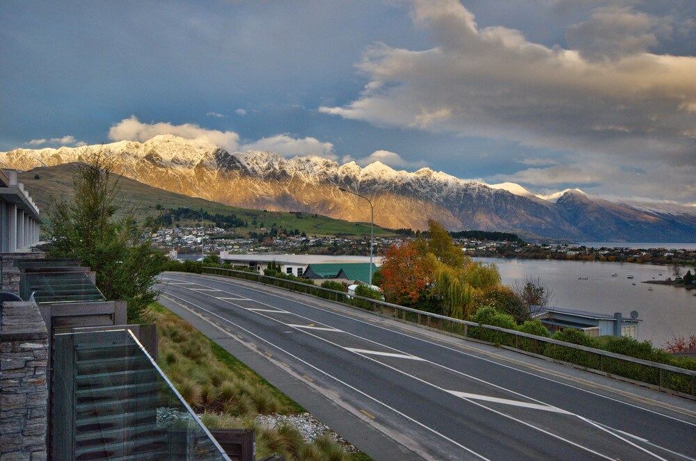 Photo of Others in Queenstown